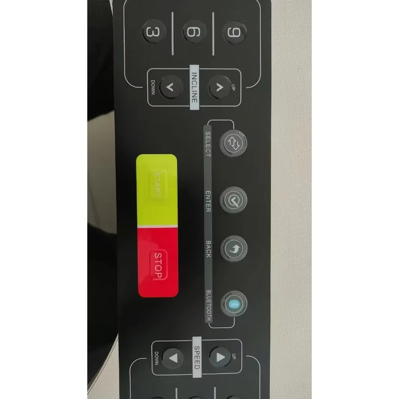 YTYIN LZX-L30T جهاز سير تجاري متعدد الوظائف مع شاشة منحنية ومحرك تيار متردد للبيع