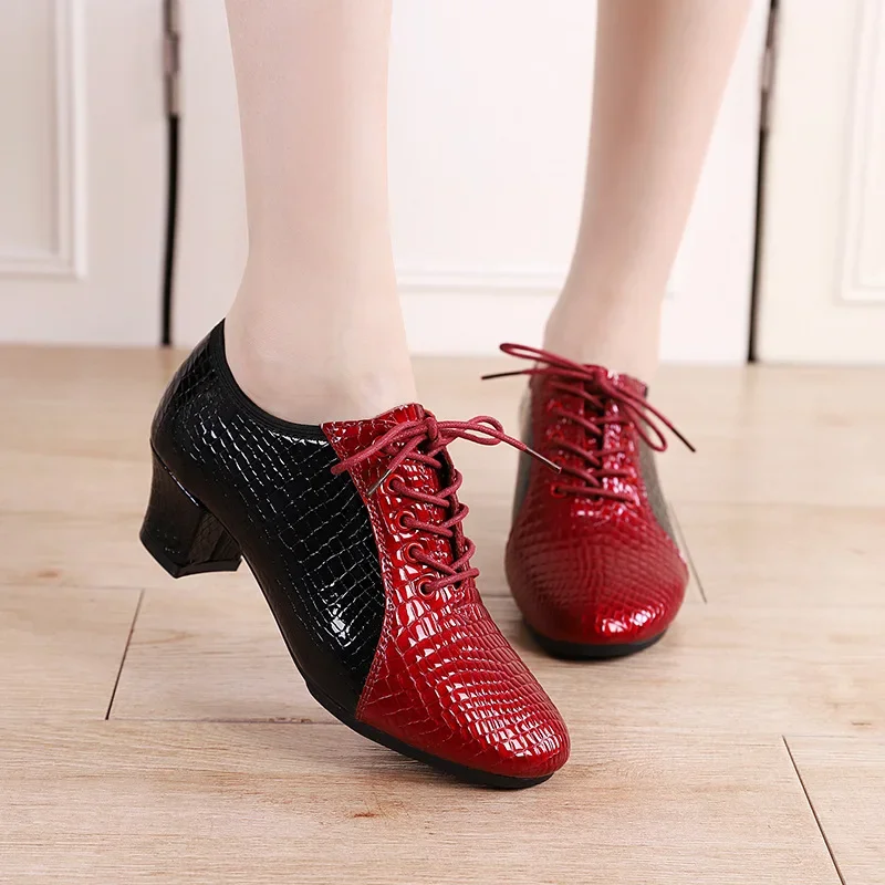 XIHAHA Vrouwen Latin Dansschoenen Vrouwelijke Hoofdlaag Koeienhuid Steen Patroon Zachte Rubberen Zool Bodem Ballad Ballroom Jazz Vrouw Schoenen