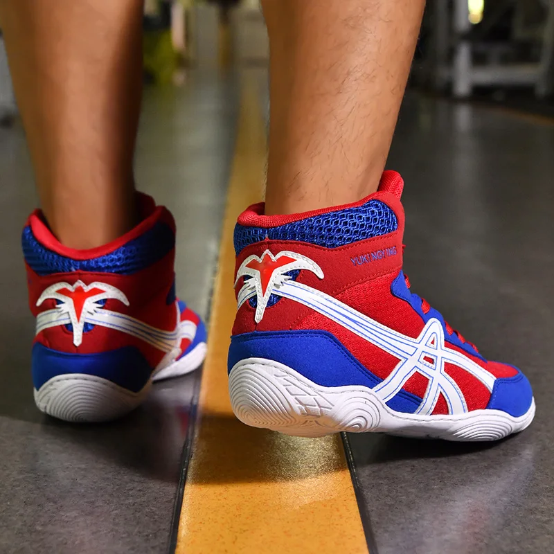 

New Summer Hot Sale Breathable Professional Unisex Breathable Wrestling Shoes Wear-resistant Training Shoes Very Good
