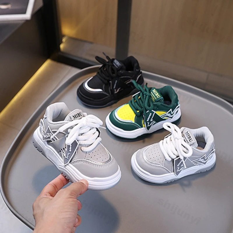 

Детская повседневная обувь с низким берцем и толстой подошвой с цветными блоками, осень 2023, модные трендовые универсальные удобные кроссовки на массивном каблуке для мальчиков