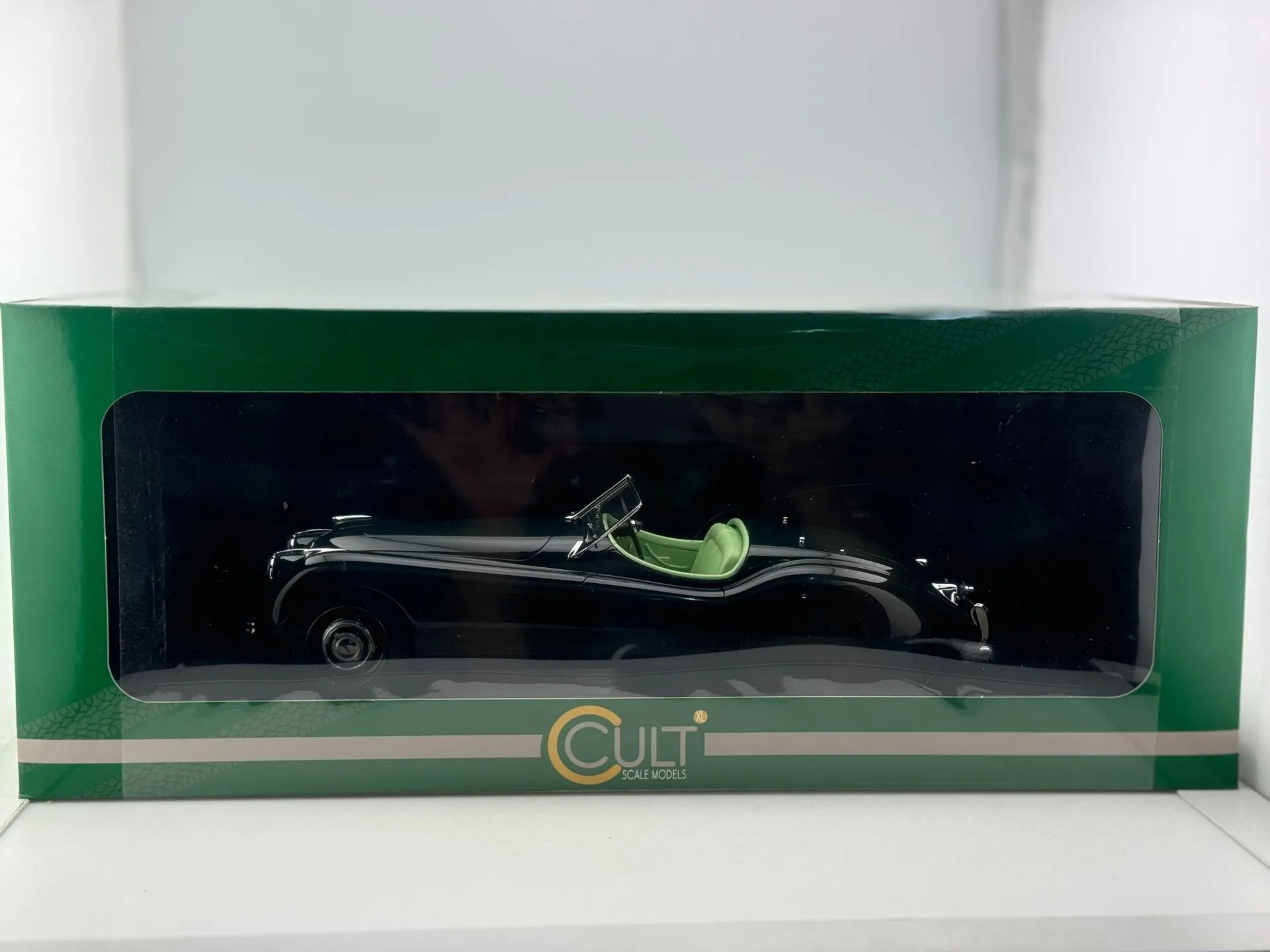 

Литой под давлением культовый масштаб 1/18 Jaguar XK120 OTS темно-зеленая модель автомобиля Коллекционная игрушка в подарок сувенир дисплей орнамент