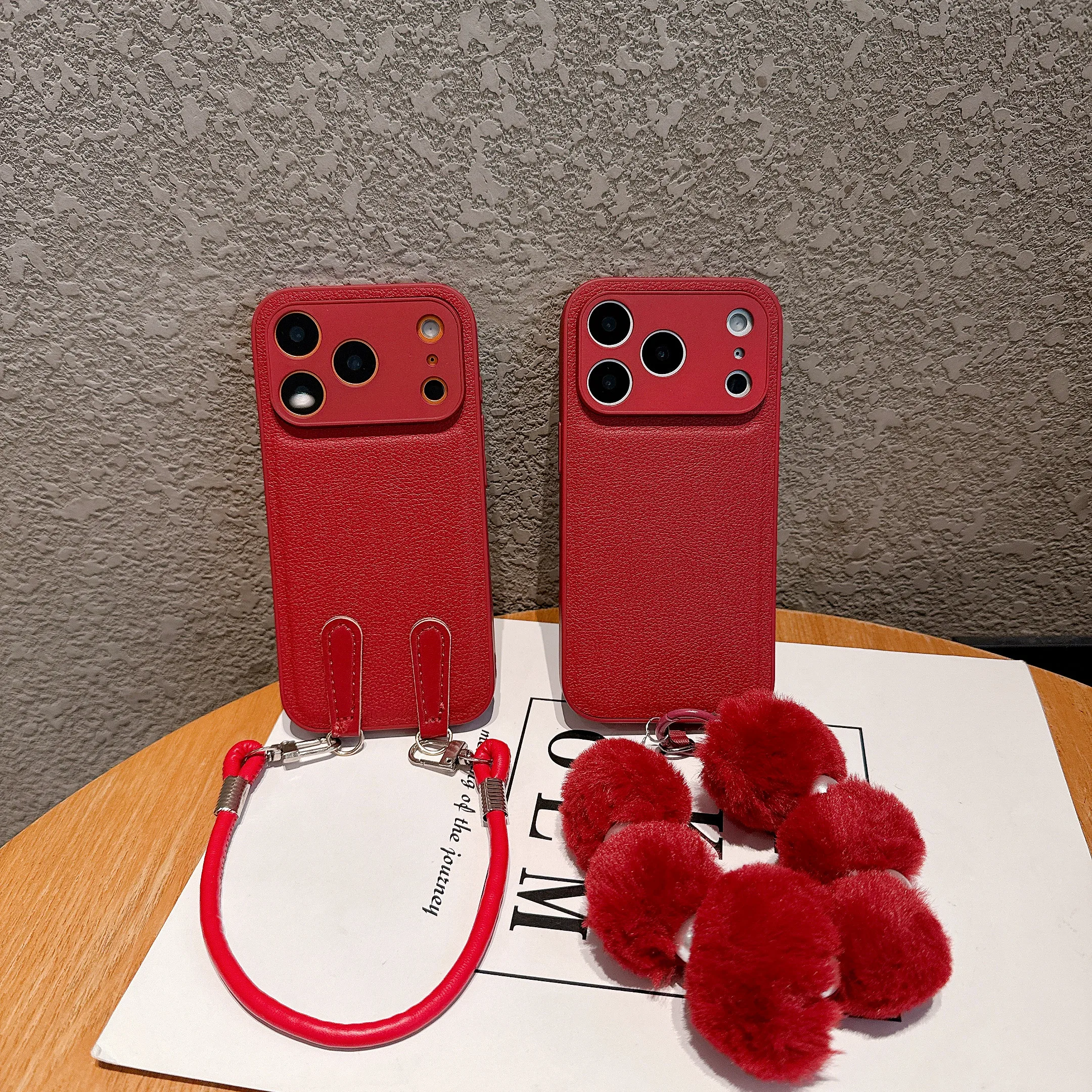 حافظة هاتف أنقرة حمراء عصرية مناسبة لهاتف آيفون 14 15/16 17ProMax مع سلسلة حبل غطاء جديد عصري مقاوم للصدمات #2