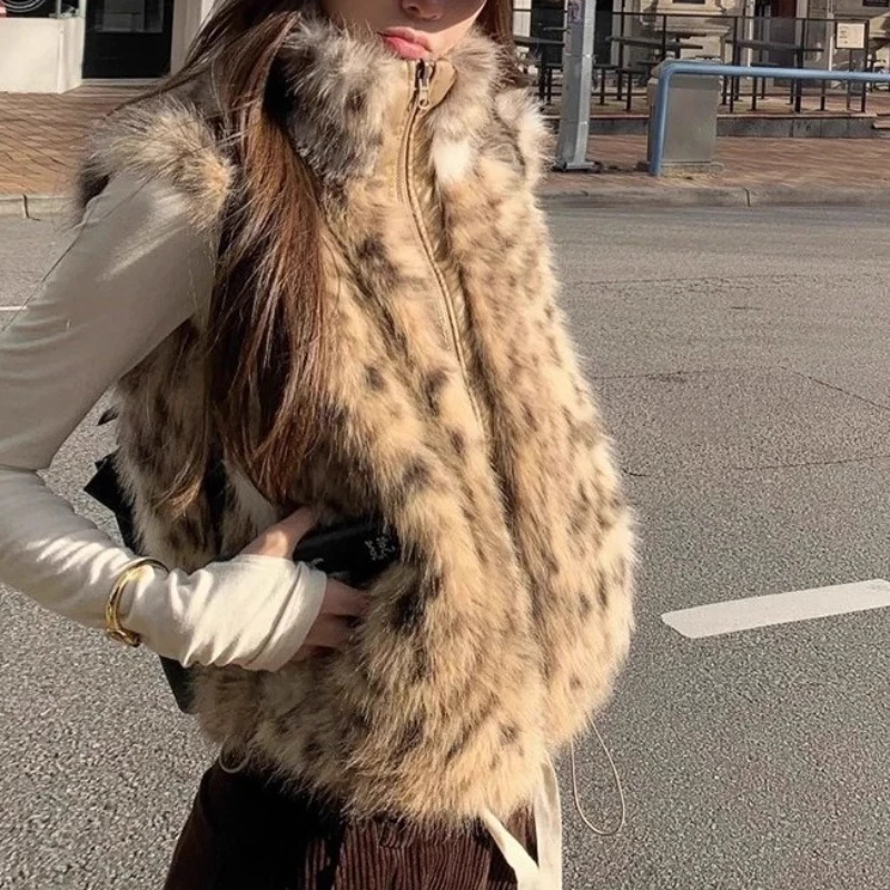 

Ретро-дизайн, игривый и модный градиентный двусторонний жилет со снежным молоком и леопардовым принтом для женщин, осень-зима 2022, новое меховое пальто