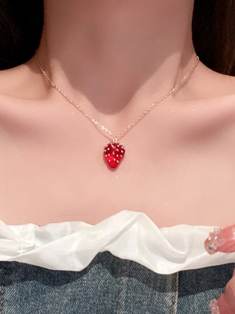 Bilandi Sweet Korean Temperament Red Strawberry Pendant Necklace For Women Jewelry Accessoreis Female Girl Party Gifts