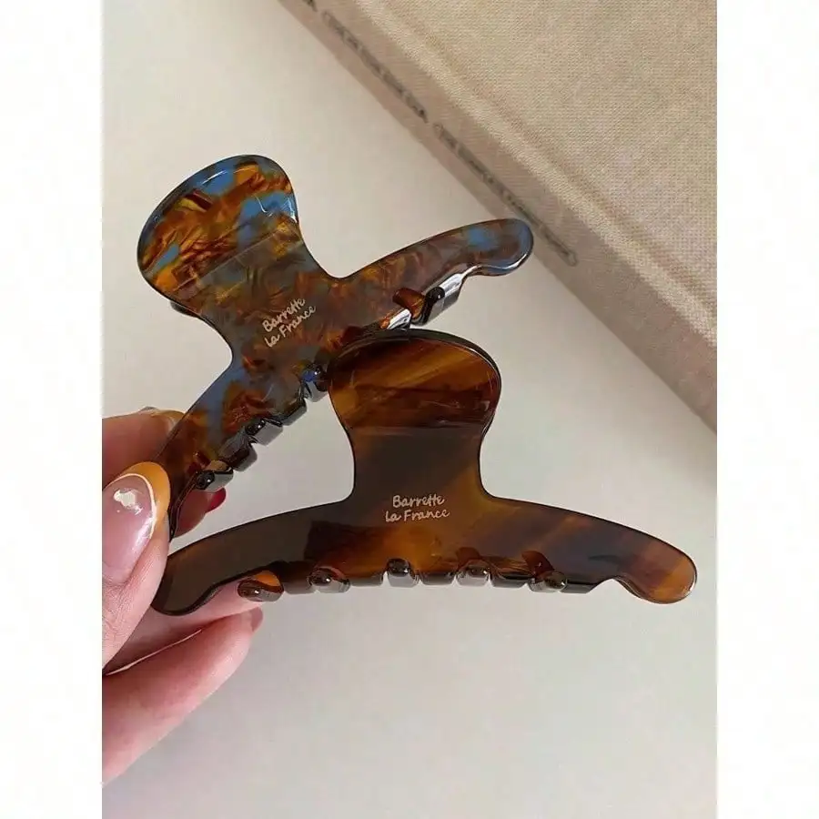 

1pc Retro French Style Caramel Color Medium Size Curved Hair Claw Clip For Women Updo Hairstyle Hair Clips Hair Jaw Clip Hair Clamps Hair Clutch Hair Claw Clip, School Stuff, College Fall Winter Hair Accessories For Women For Vacation Outfits Woman