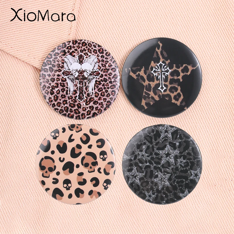 

Retro Punk Leopard Tinplate Pins Y2K Gothic Kroos Heart Cross Skeleton Trend Button Brooch Lapel Badges Jewelry Gift for Friends