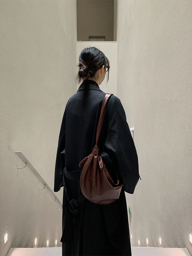 Lazy dumplings crossbody large capacity horn bag woman