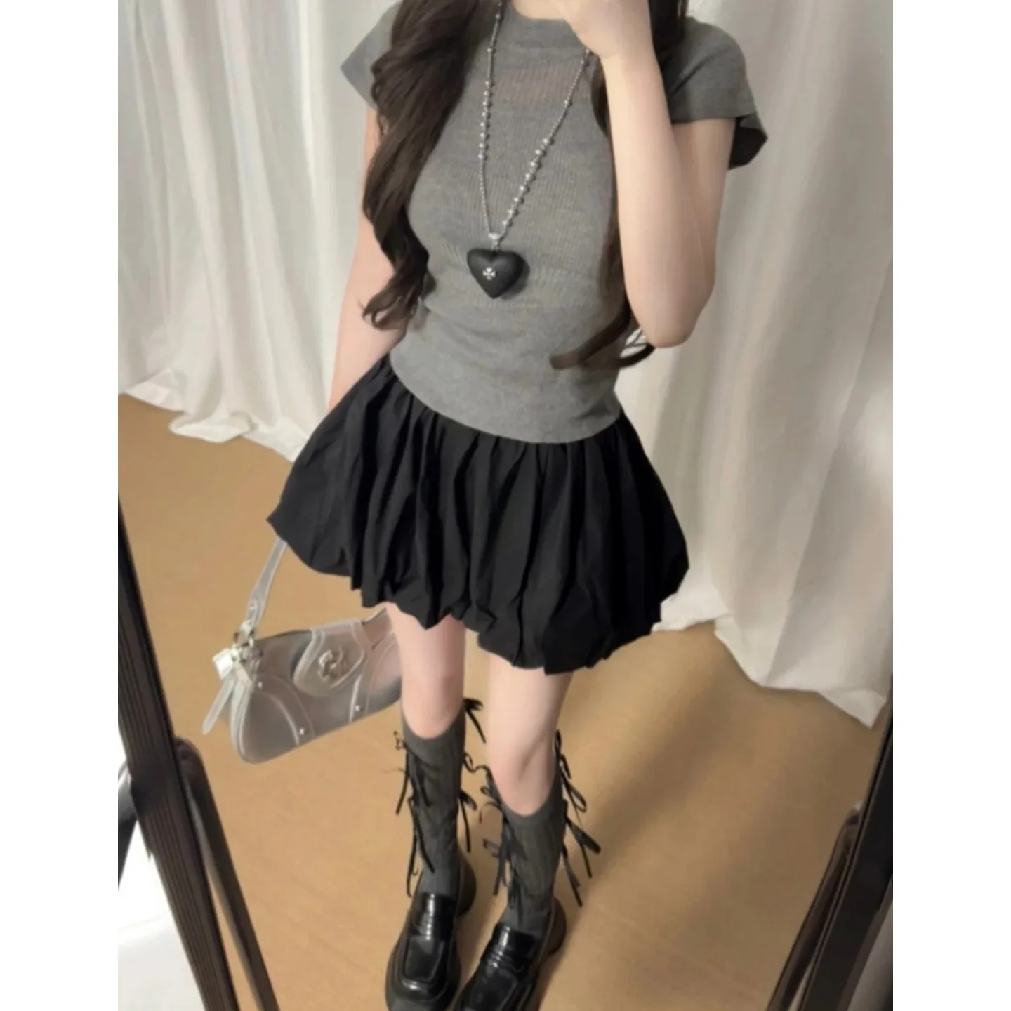 Black Bud Short Skirt Women's Autumn 2026 New High-waisted A-word Bubble Puff Skirt Small Cake Skirt