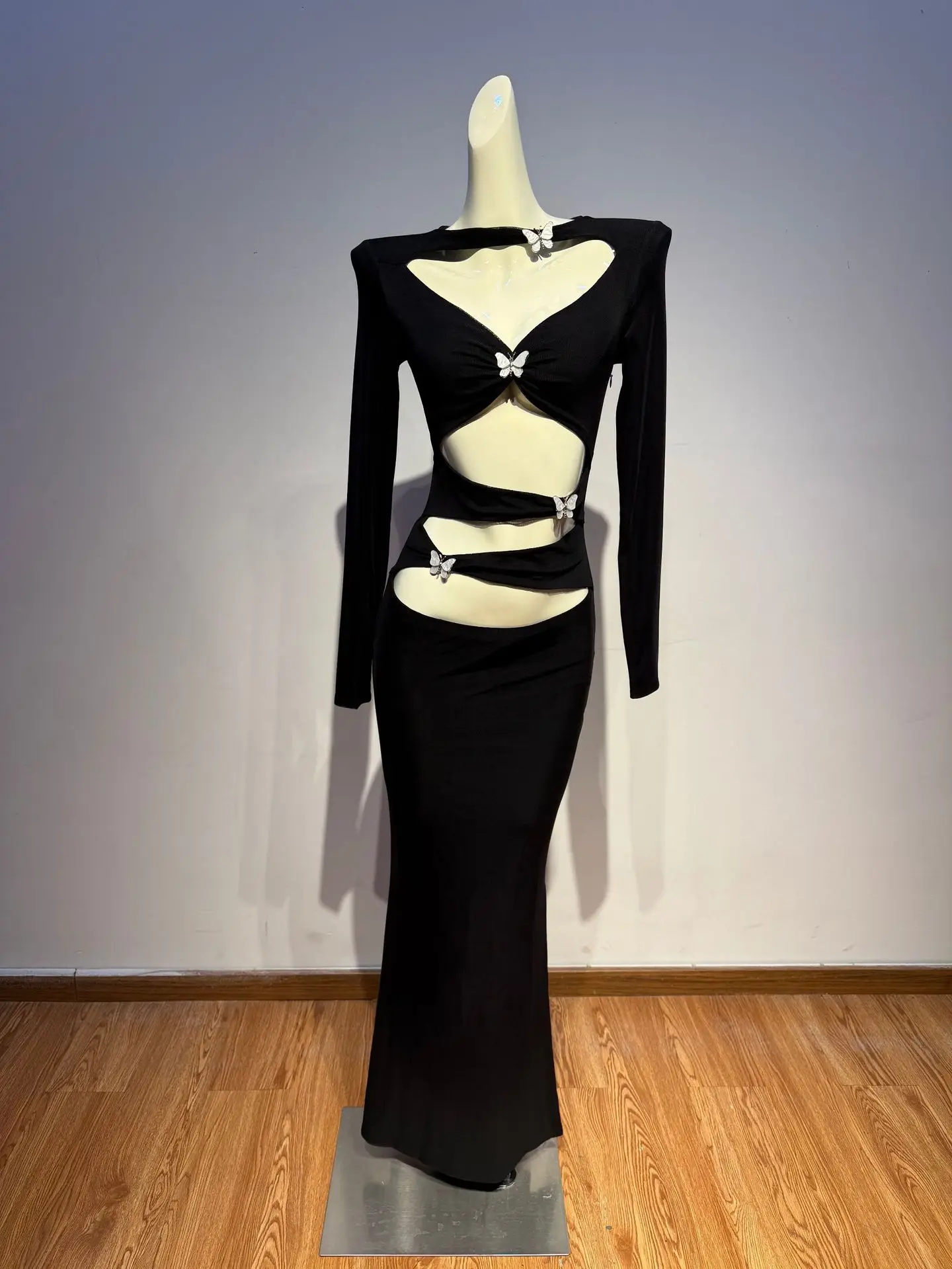 2026 여성 섹시 긴 소매 컷아웃 다이아몬드 나비 블랙 롱 밴디지 드레스 우아한 이브닝 클럽 파티 드레스