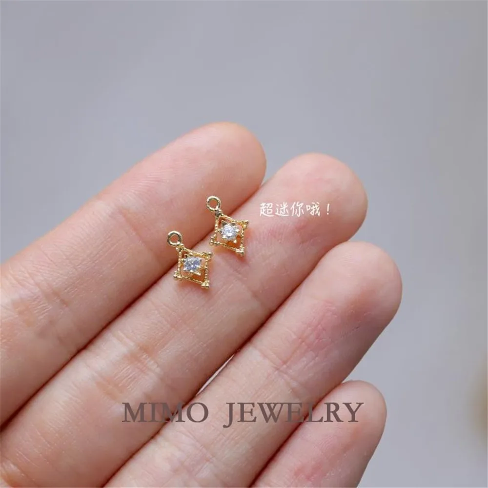 Gold-plated Rhombus Hollow Micro-inlaid Zircon Mini Pendant DIY Necklace Bracelet Handmade Charm Accessories S401