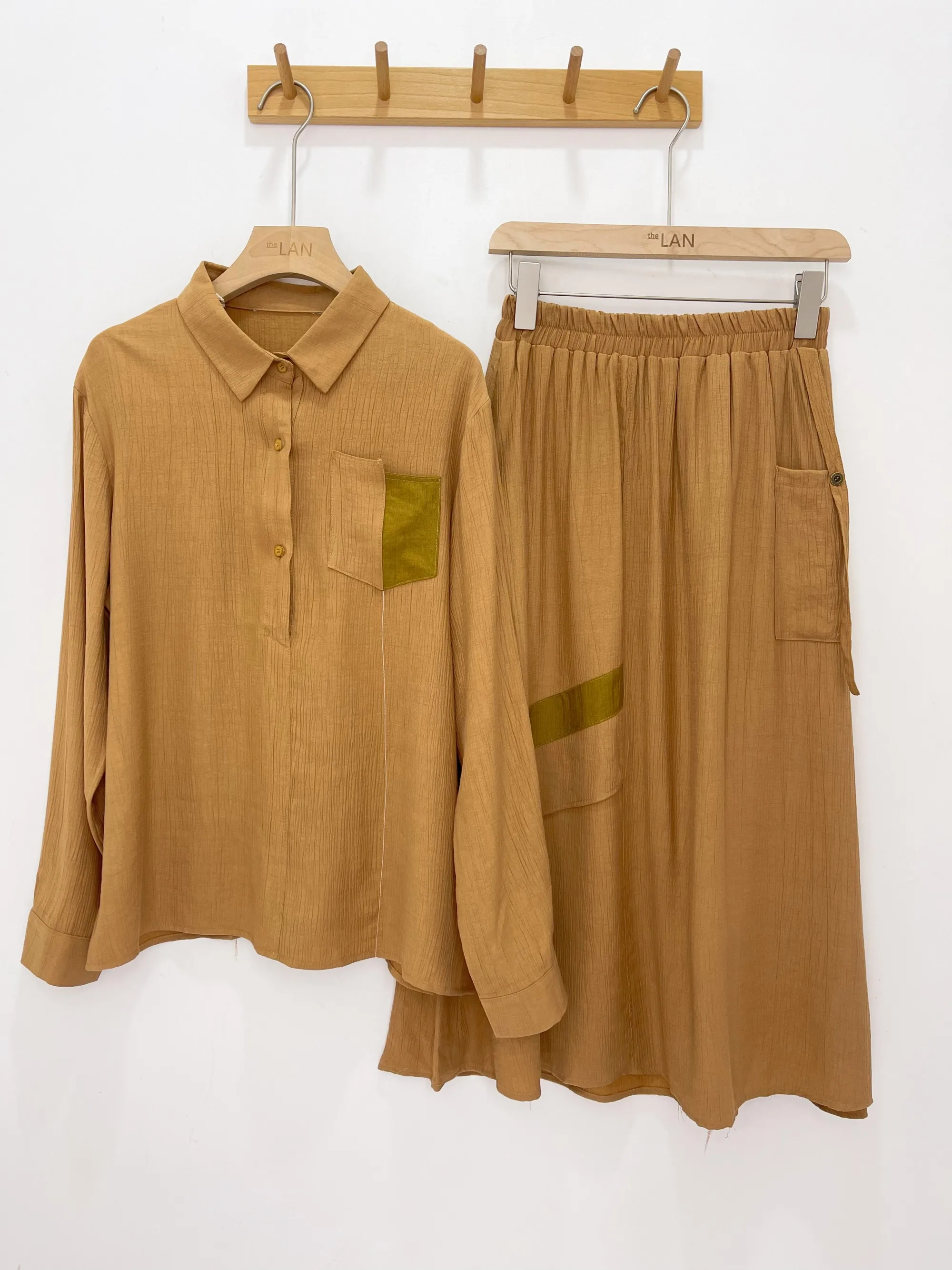 

New Women's irt Set Faionable Cotton Autumn Clothing Outfit Dstring Design School orm Workwear Matching Set