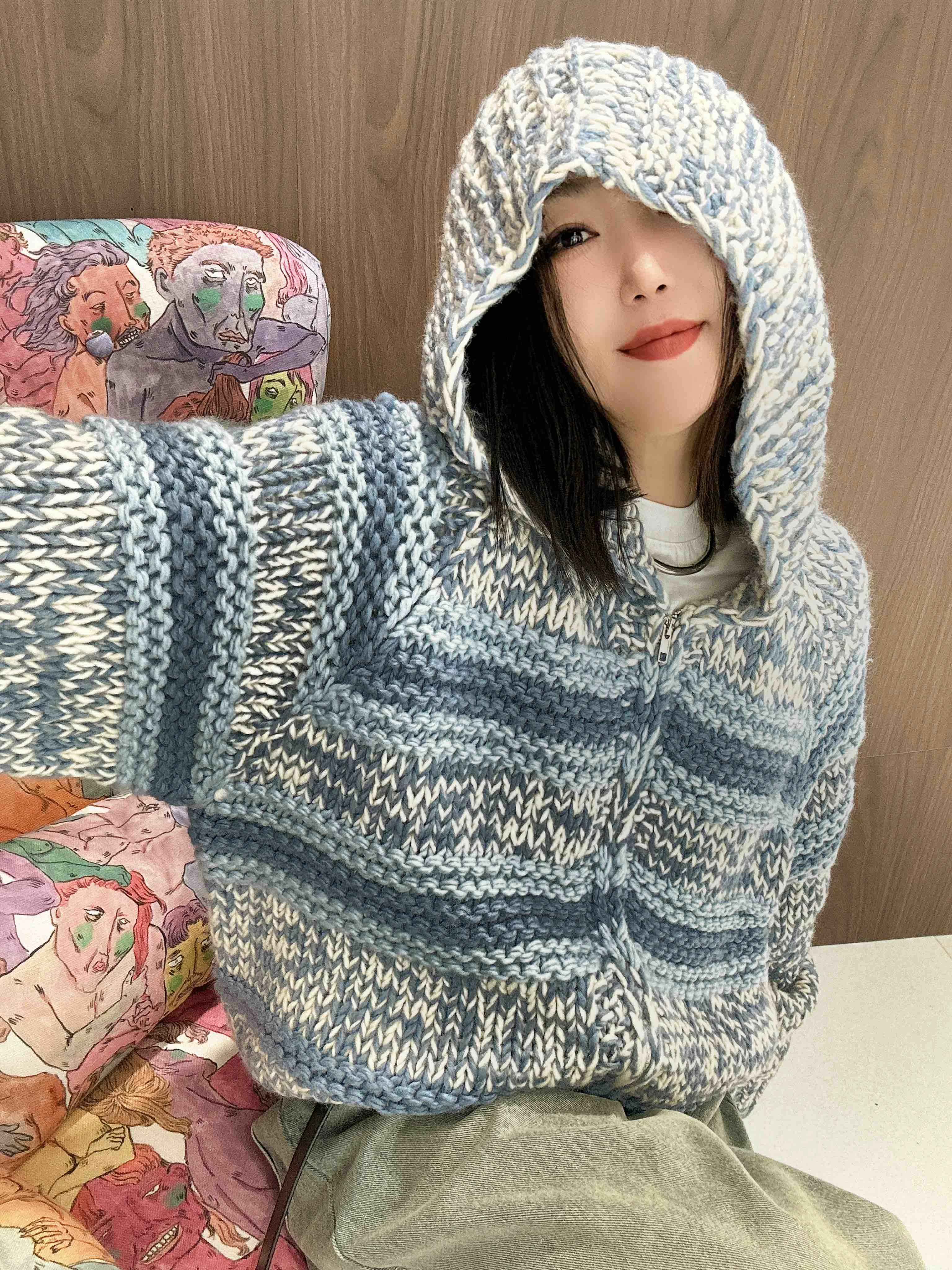 

Handmade Woolen Knitted Cardigan Coat with Hood for Women Loose Shoulder Style with Zipper Autumn Winter Ladies Fashion