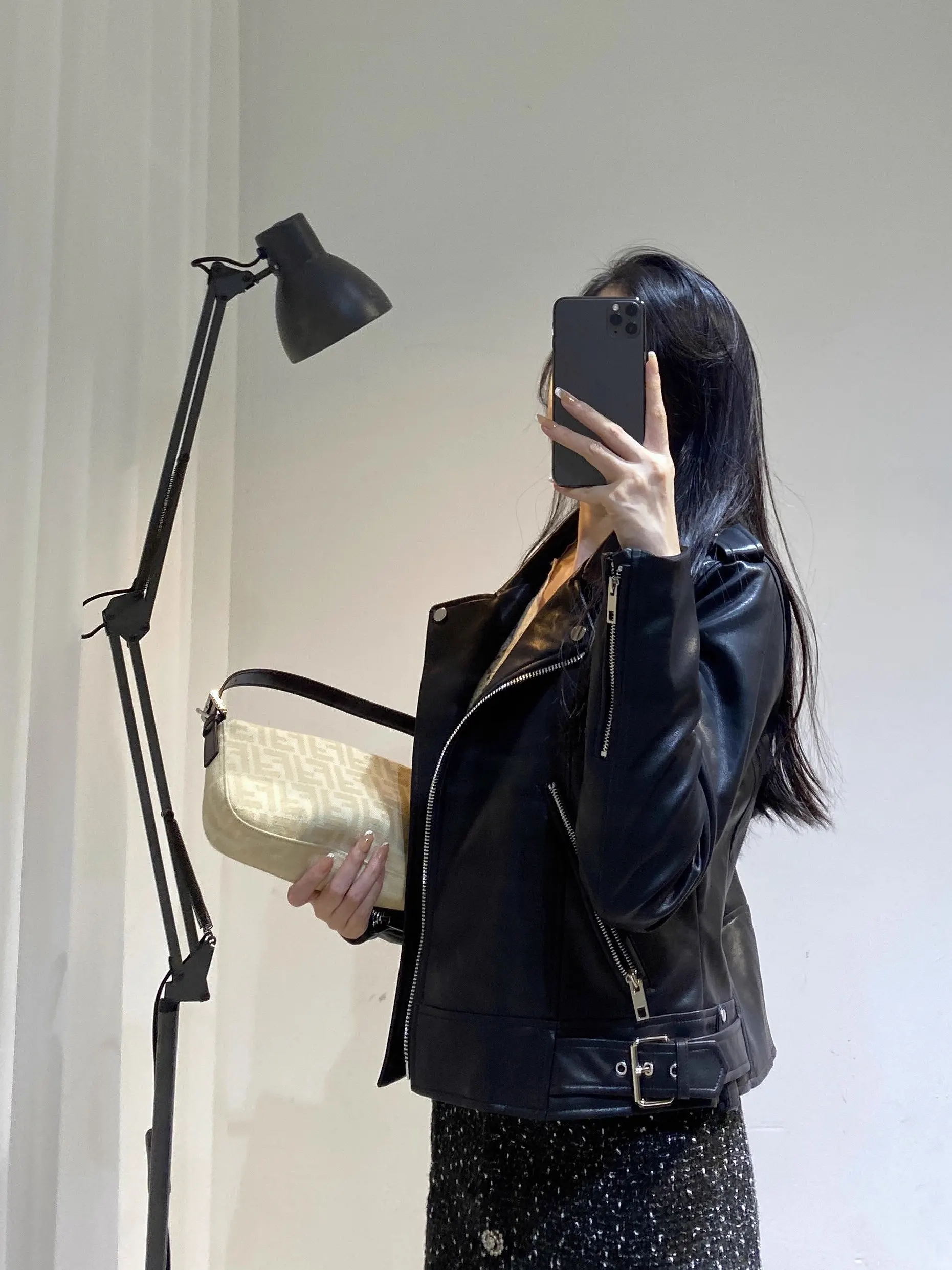 Bla PU-Leder Jaet Damen Commuter Sle Loose Fit Ort Mantel Pure Color Long Sve Reißverschluss Chinesische Produktion