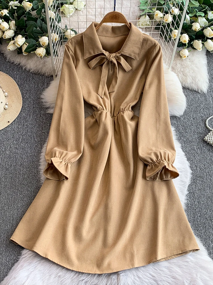 المرأة قميص فستان النمط الفرنسي الدانتيل يصل التلبيب فستان الخريف الشتاء حزام مطاط بسيط الصلبة منتصف طول فستان الإناث DS243