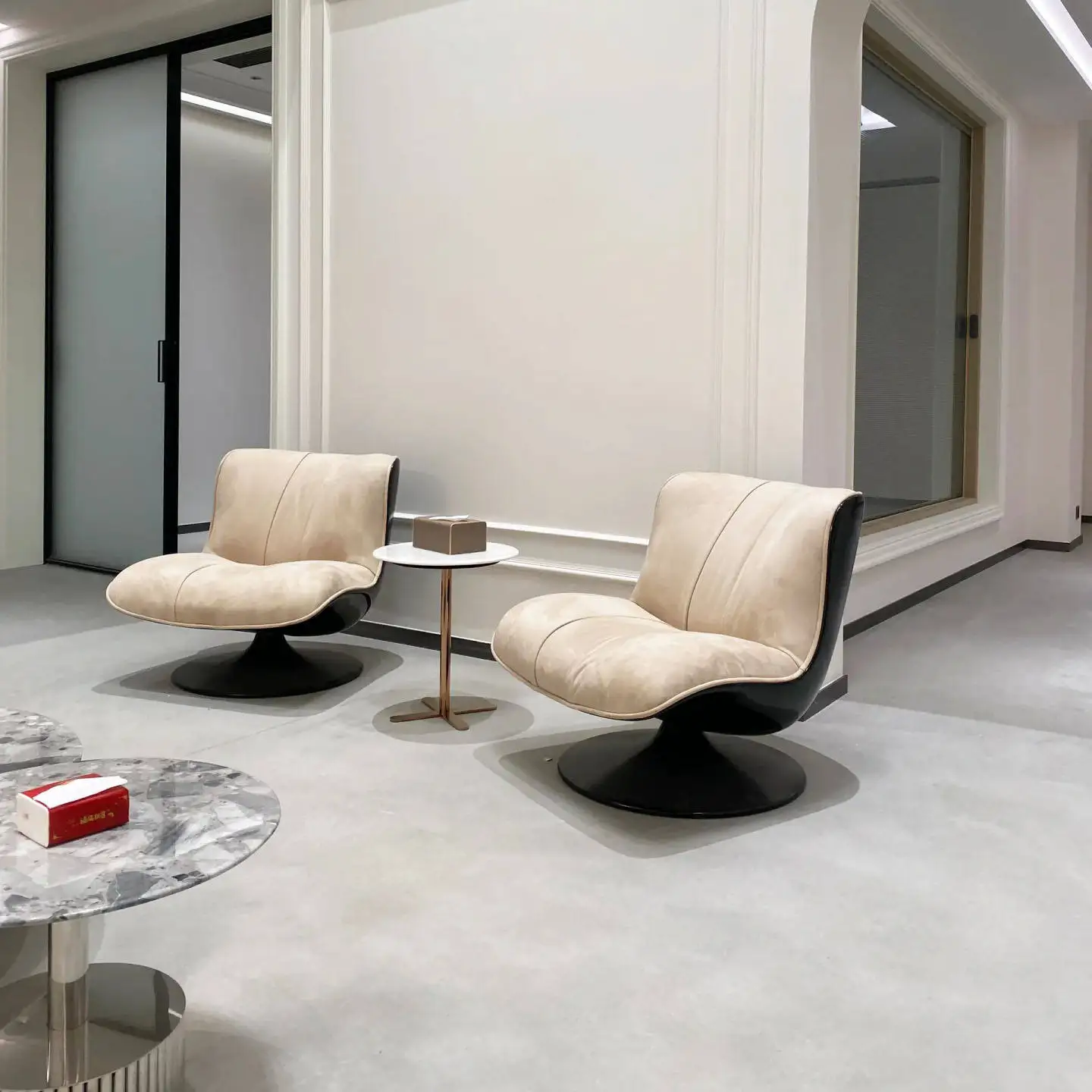 Modern Swivel Lounge Armchair With Ergonomic Design Rotating Chaise For Office & Living Room For Balcony Use