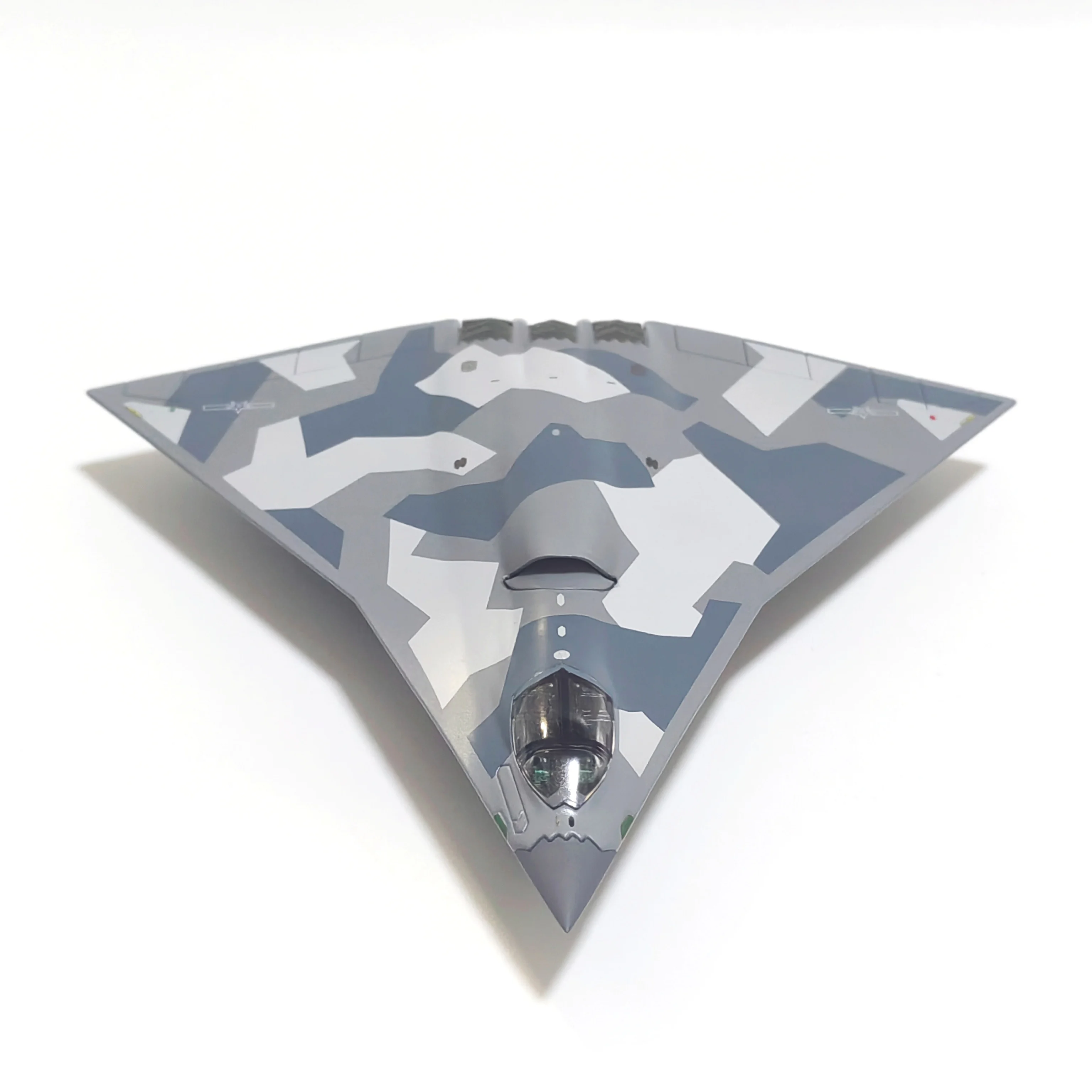 J36 1/144 Scale Met… - image