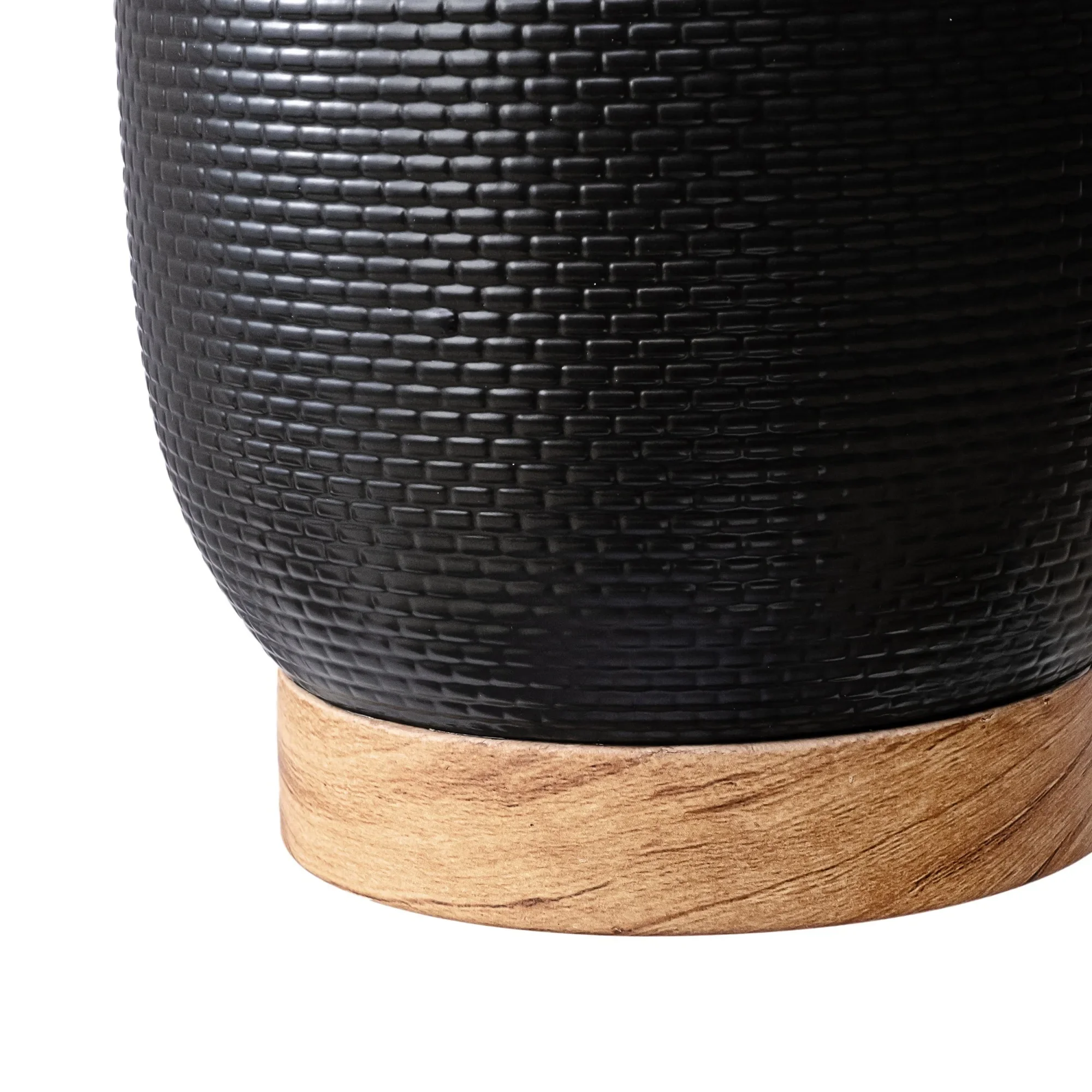 Plantador de cerâmica preta tecida Channing de 8 polegadas