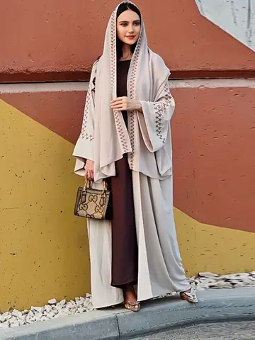 2025 새로운 사우디 아라비아 두바이 이슬람 여성의 긴 가운 Hijabs 드레스 Eith 수 놓은 디자인 세트 Abaya 여성 전체 길이 겉옷