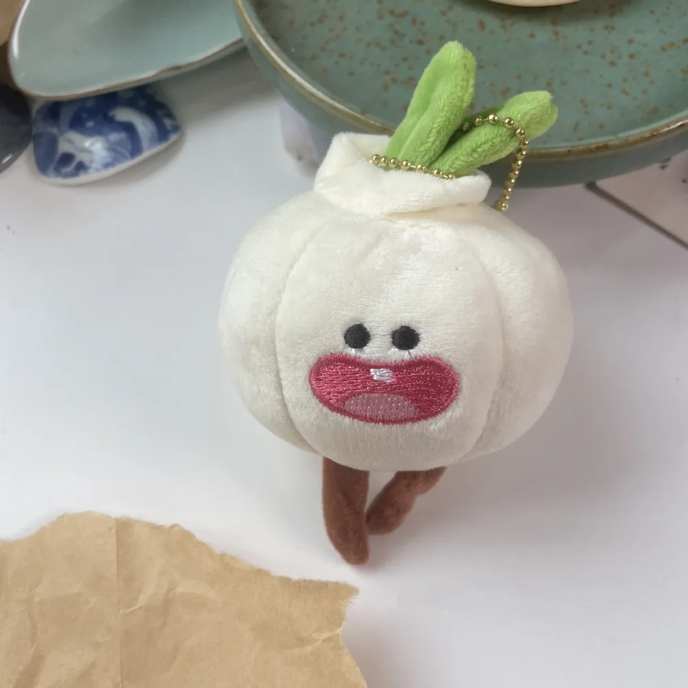 

Plant Key Ring Garlic Plush Doll Unique Veggie Key Ring Vegetable Keychain PP Cotton Cartoon Garlic Pendant Bags and Keys