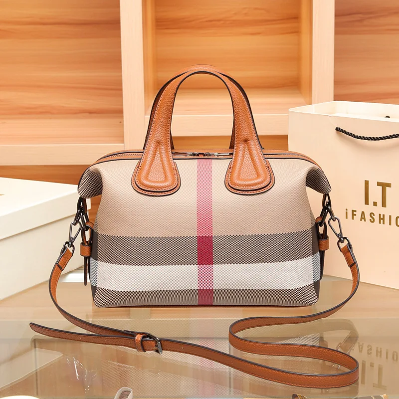 

Chic 2025 Women's Crossbody Bag, Spacious Boston Bag with Adjustable Strap, Fashionable Plaid Purse for Work & Travel​
