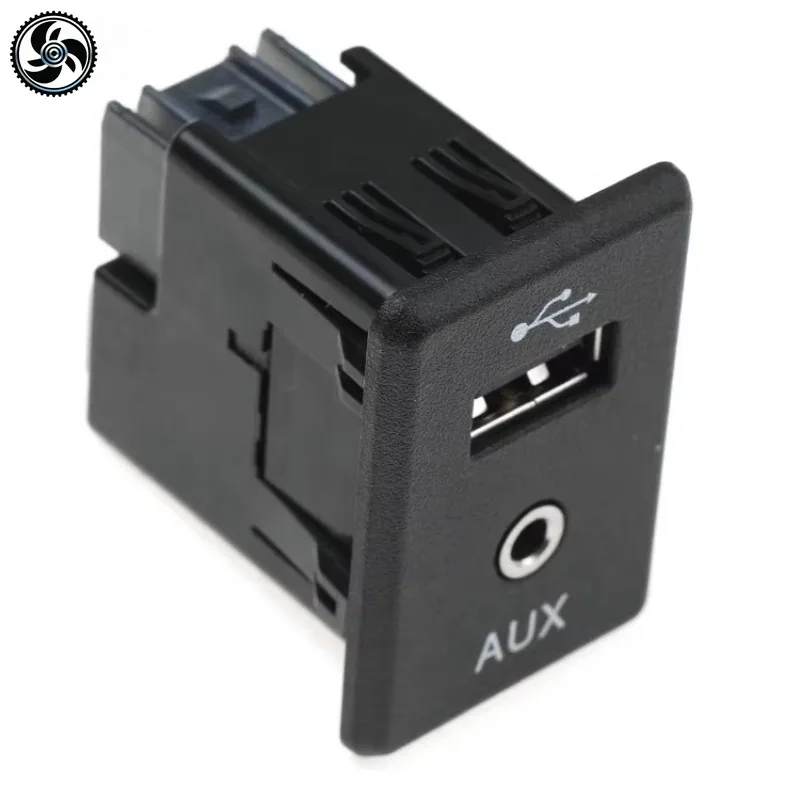 OEM 795405004 Interior Parts Automatic Auto AUX USB Media Port For Nissan X-Trail 2014-2020 For Altima Rogue 280234BA0B