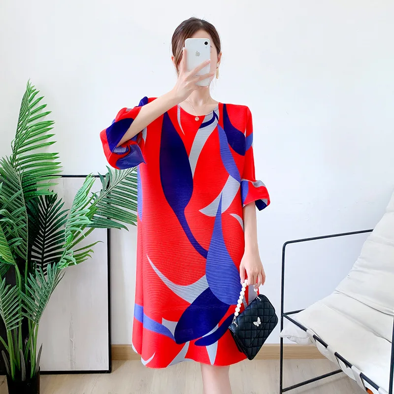 Large Loose A-shaped Skirt 2022 Autumn New Pleated Flare Sleeve Dress Loose Large Bottomed Skirt Women's Dress