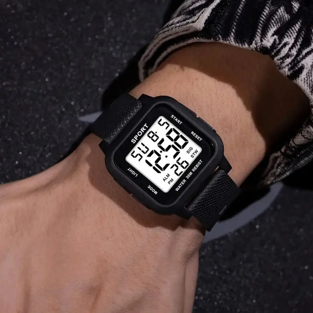ساعة رياضية رجالية مقاومة للماء ، ساعة يد إلكترونية ، أسود ليد ، مربع ، أزياء