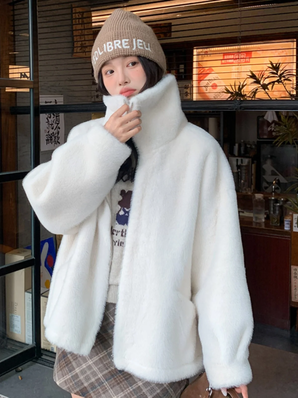 

Lamb Wool Jacket Woman Winter Coat Quick Drying Fast Desiccating Rapid Dehydrating Swift Exsiccating Speedy Fleet Parching Girls