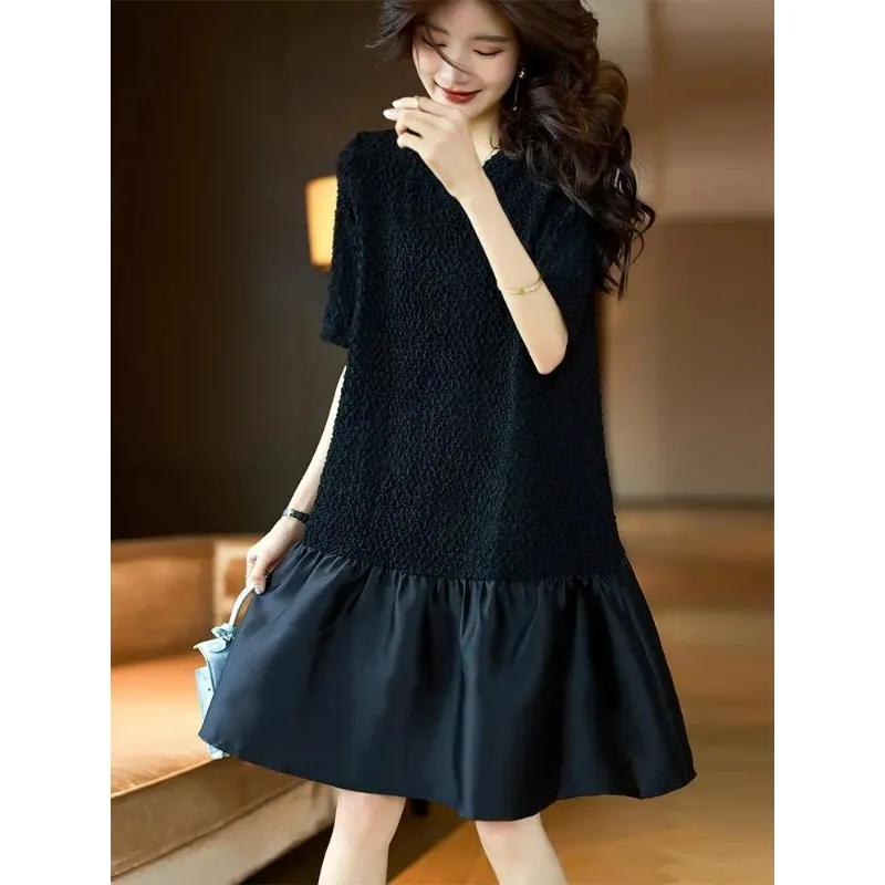 Women's Plus Size Crinkle Patchwork Midi Dress Loose Fit Short Sleeve A-Line Tummy Control Dress In Black