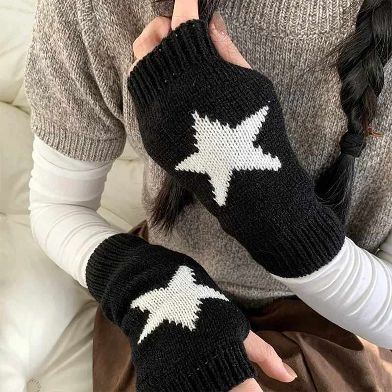 Vintage Y2k Knitted Half Finger Star Gloves Winter Warm Woolen Fashion Black White Soft Hand Fingerless Gloves Preppy Mittens