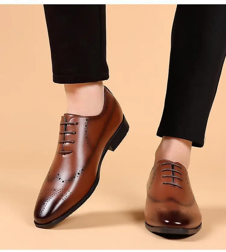 Autumn Pointed Toe Men Brogue Shoes Fashion Leather Shoes Dress Business Formal Casual Large Size 38-48