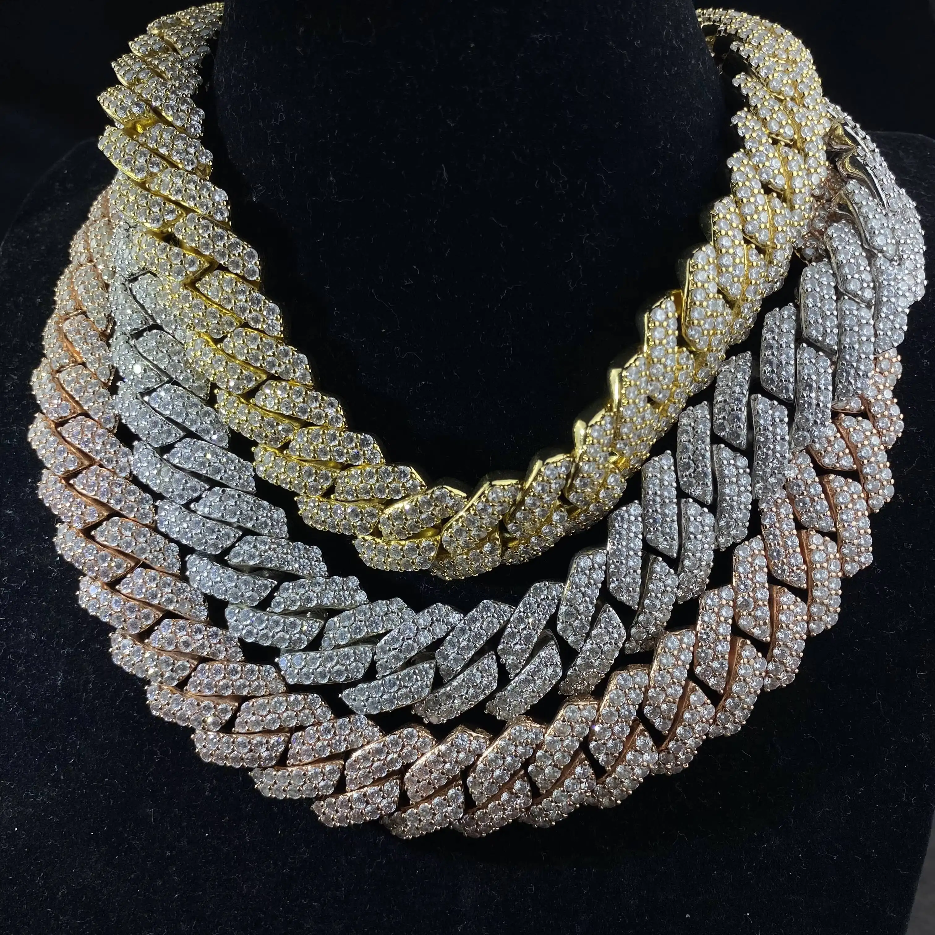 Luxury Wholesale 19mm 2rows VVS Moissanite S925 Sterling Silver Prong Cuban Link Chain Necklace for Men.