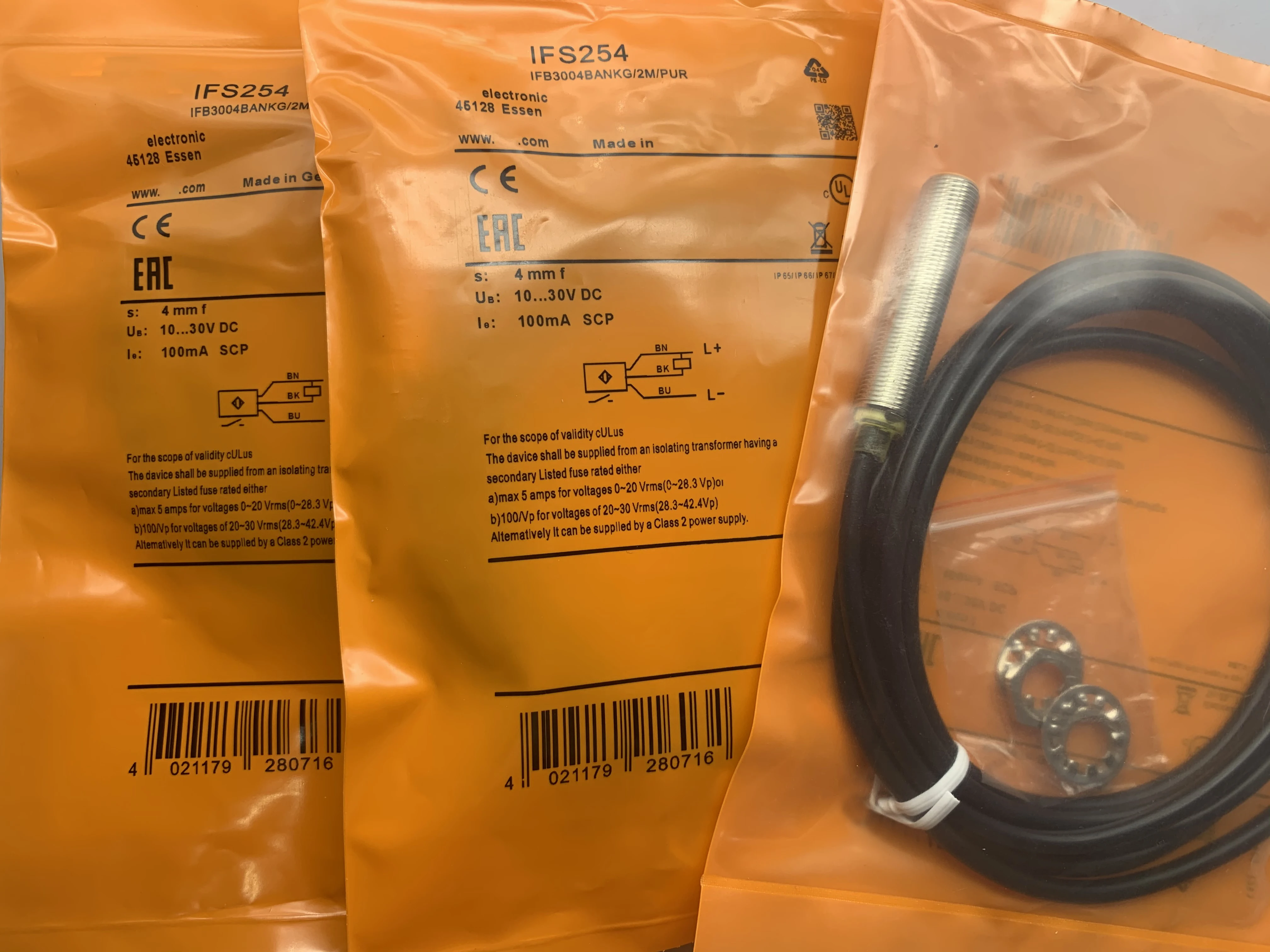 

New Proximity Switch Sensor in Stock IFS254 IFS255 IFS256 IFS257 IFS258 IFS259 IFS263 One-year Warranty High Quality Seller