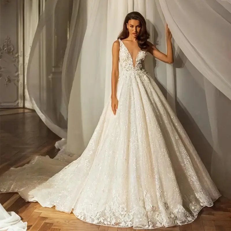 

Ball Gown Wedding Dress 2023 Beading V-Neck Appliques Bride Spaghetti Straps Princess Bridal Gown Vestidos De Novia