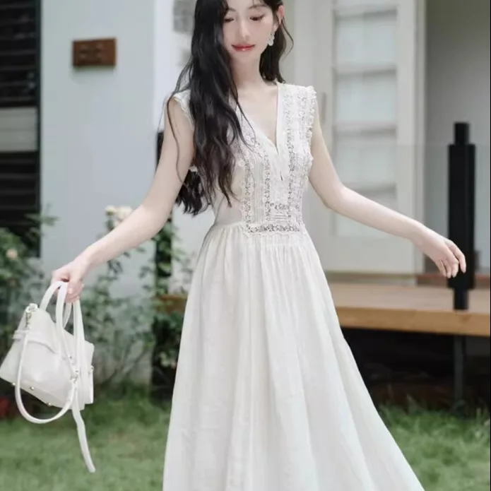 

Ele Vintage V-Ne Embroidered A-Line Midi Dr Lazy Swan Castle Loose Fit Svel Long Skirt for Women Summer Casual...