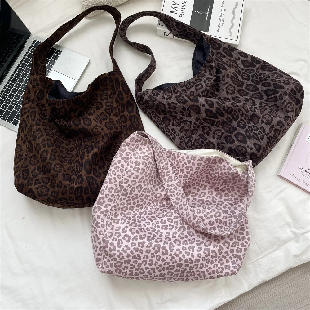 Neue 2025 Frühherbst Wildleder Leopardenmuster Schultertasche Nischen-Mode-Design Geräumige Trendige Damen-Tragetasche für Ausflüge und Einkäufe – Detail 1