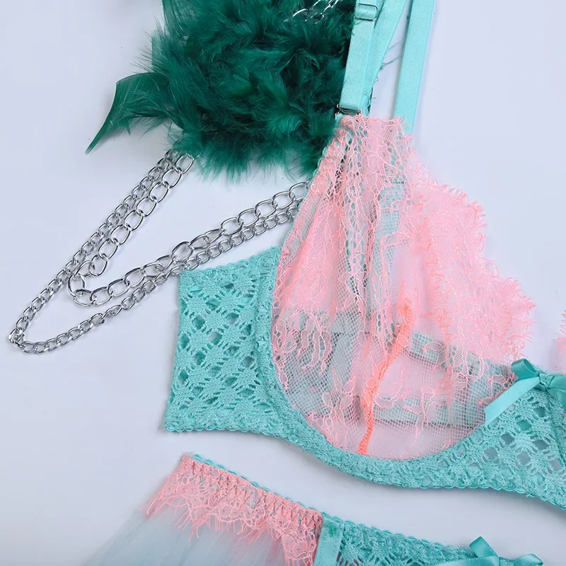 新しいセクシーなレースのつけまつげ付き羽根飾り下着5点セット レディース スイートメッシュ エキゾチックなアパレルスーツ 女性用リボン飾りランジェリー
