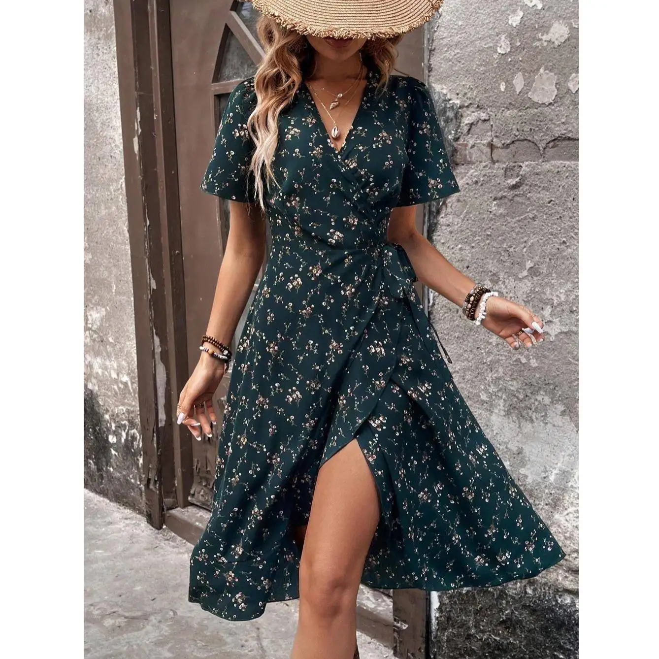 여름 신상 패션 V넥 플로럴 프린트 허리 조임 미디 원피스 또는 스웨이드 주름 밑단 부드러운 폴리에스터 섬유 원피스