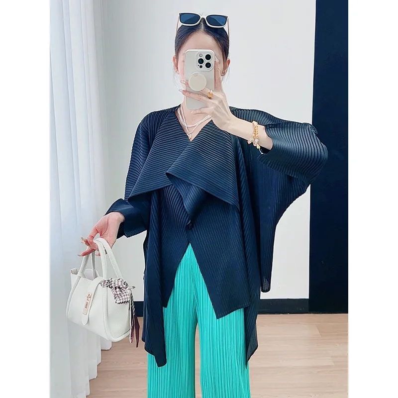 الراقية غير النظامية بلون تصميم تحسس واحدة الصدر مطوي سترة أعلى مياكي 2025 صيف جديد المرأة سترة قصيرة