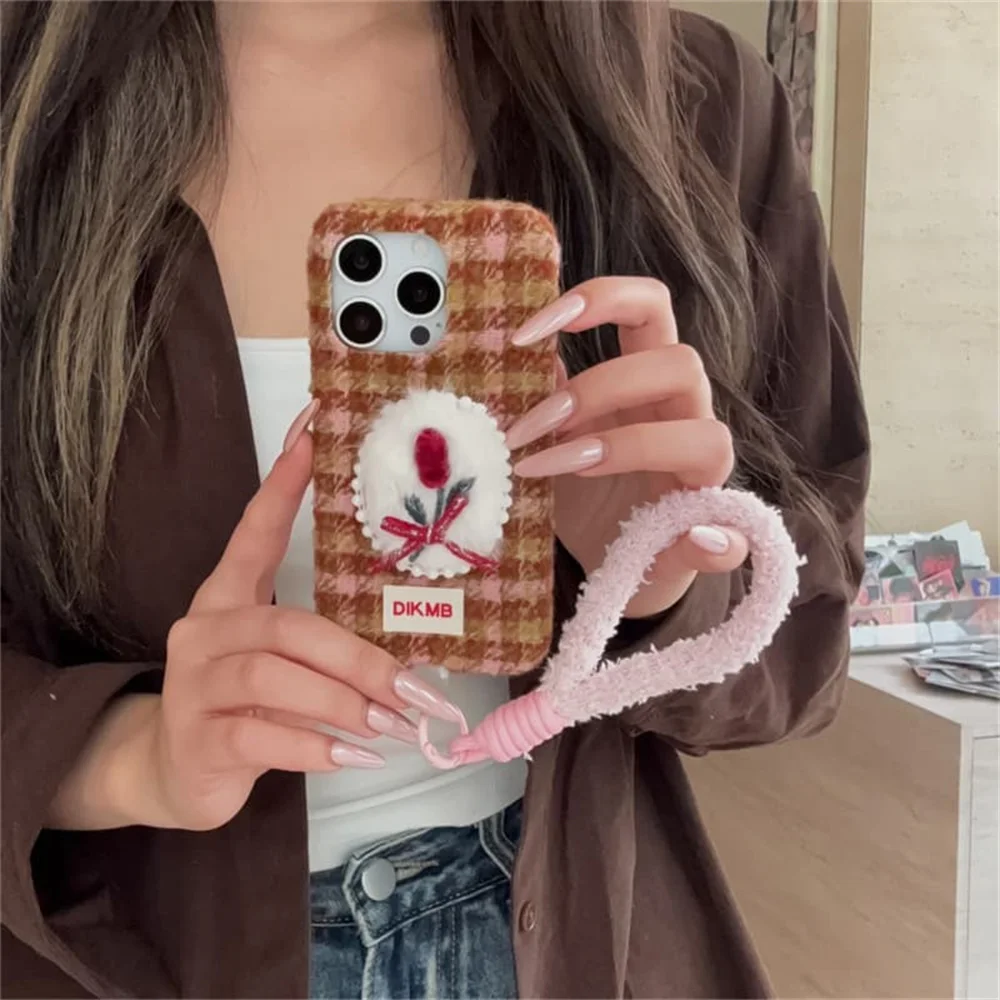 Kawaii Retro Plaid Fluffy Phone Case for iPhone 18 17 16 15 Pro Max 3D Tulip Cute Plush Cover With Pink Wrist Strap Korea Fundas