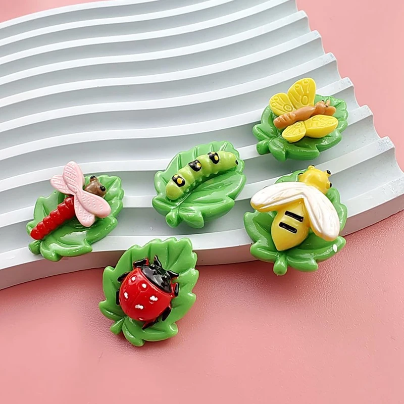 10 Pcs Cartoon Resin Cute Cartoon Beetle Insect Style Earrings Pendant Scrapbook Craft Diy Miniature Ornament Accessories A68