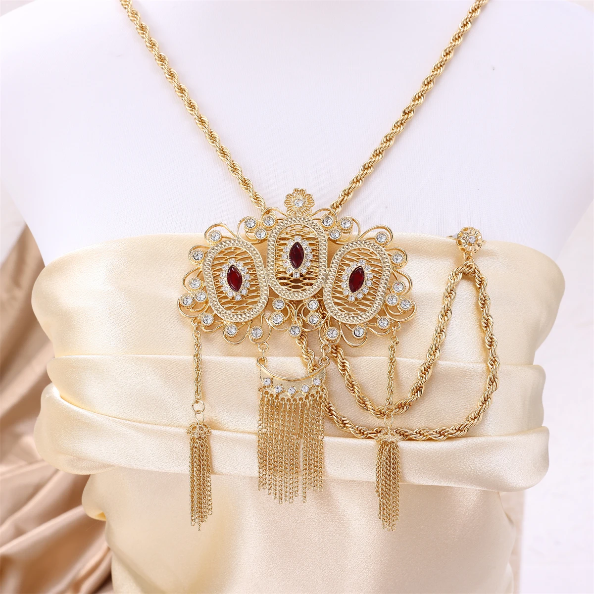 

Arab Brides Plus Size Double Pendants Necklace Coarse Twist Chain Sweater Chain Moroccan Fashion Accessories