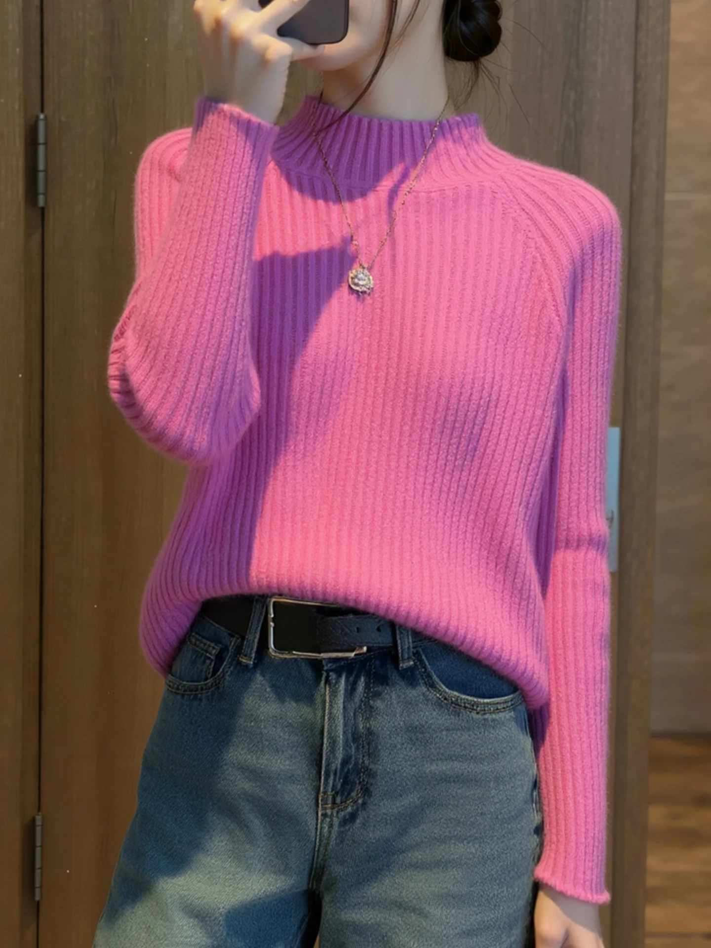 

mat High Collar Camere Long Sve Knitted Sweater 2025 Winter Sle All-Match Overhead Warm And Sli Commute Swe...