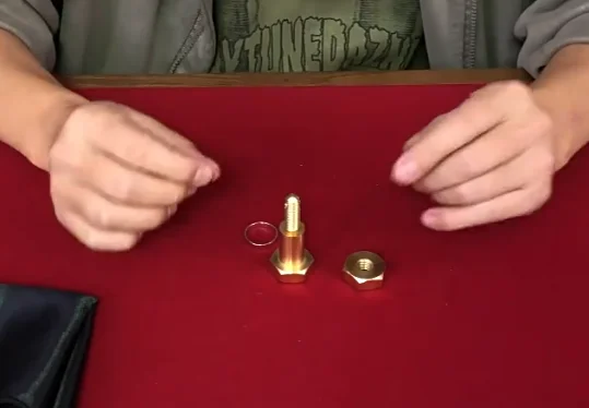 Bolt Miracle (Brass) Magic Tricks Ring Come Into Bolt Magia Magician Close Up Party Bar Illusions Gimmick Props Mentalism