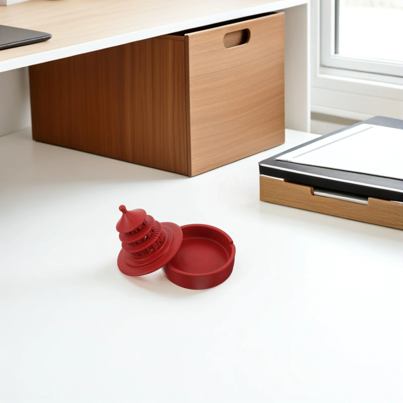 

Ceramic Aromatherapy Incense Burner Vintage Style Lid Decorative Censer Cone Stick Holder for Room Aromatherapy Burner