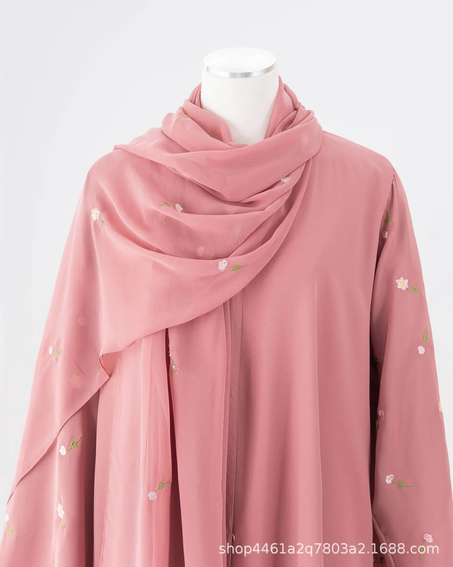 Dubai Luxury Floral Embroidered Polyester Open Front Abaya Dress Sweetheart Neckline Elegant Long Sleeve Kaftan Women Slamic