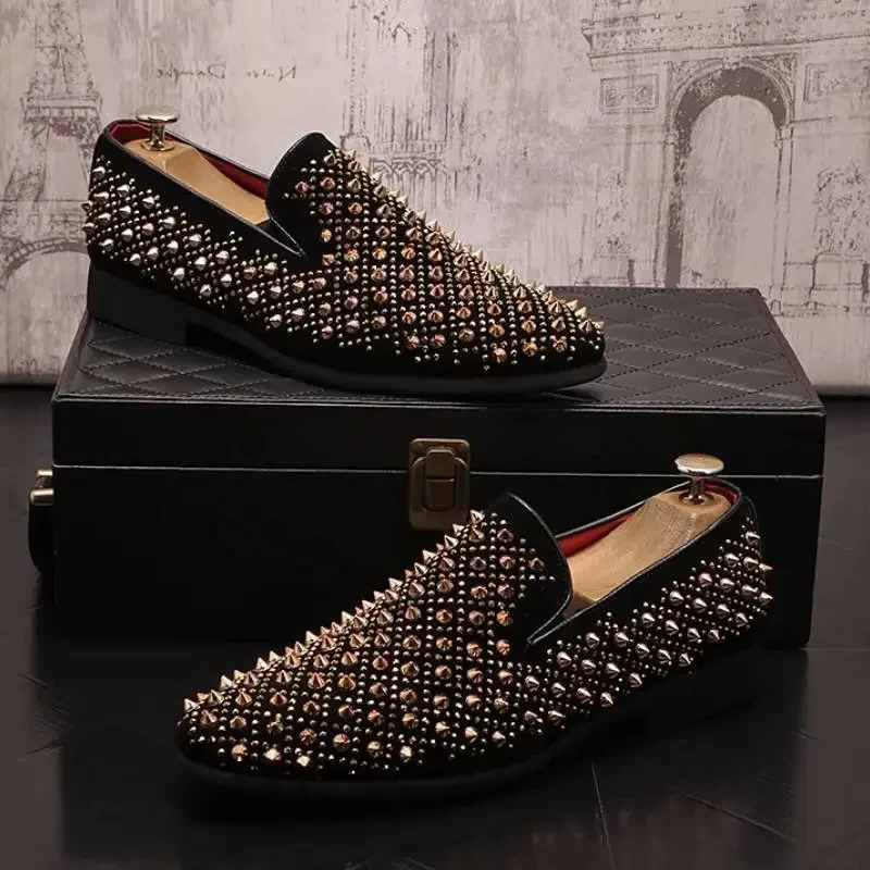 

Punk Men's Shoes Studd Rivet Loafers Summer Breathable Soft Leather Casual Shoes Fashion Spikes Luxury Design Loafers Men Flats