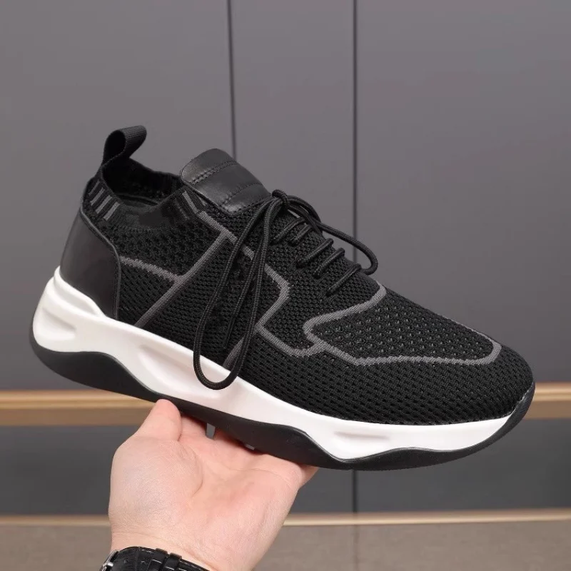 

Men's Classic New Mesh Inner Breathable and Durable Casual Shoes Comfortable