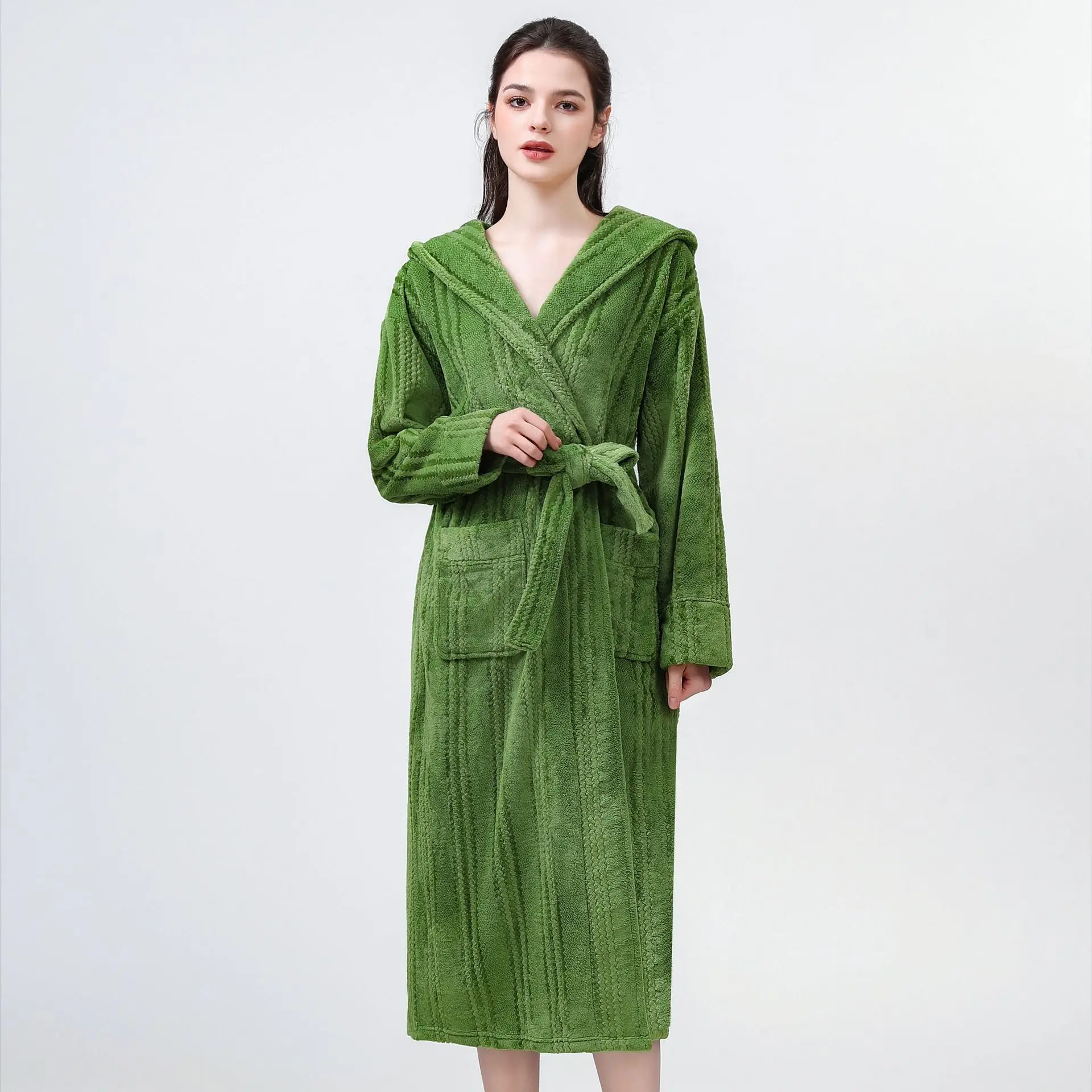 Flannel Female Hooded Robe Sleepwear Winter Thickened Warm Kimono Bathrobe Gown Nightdress Loose Coral Fleece HomeWear Lingerie