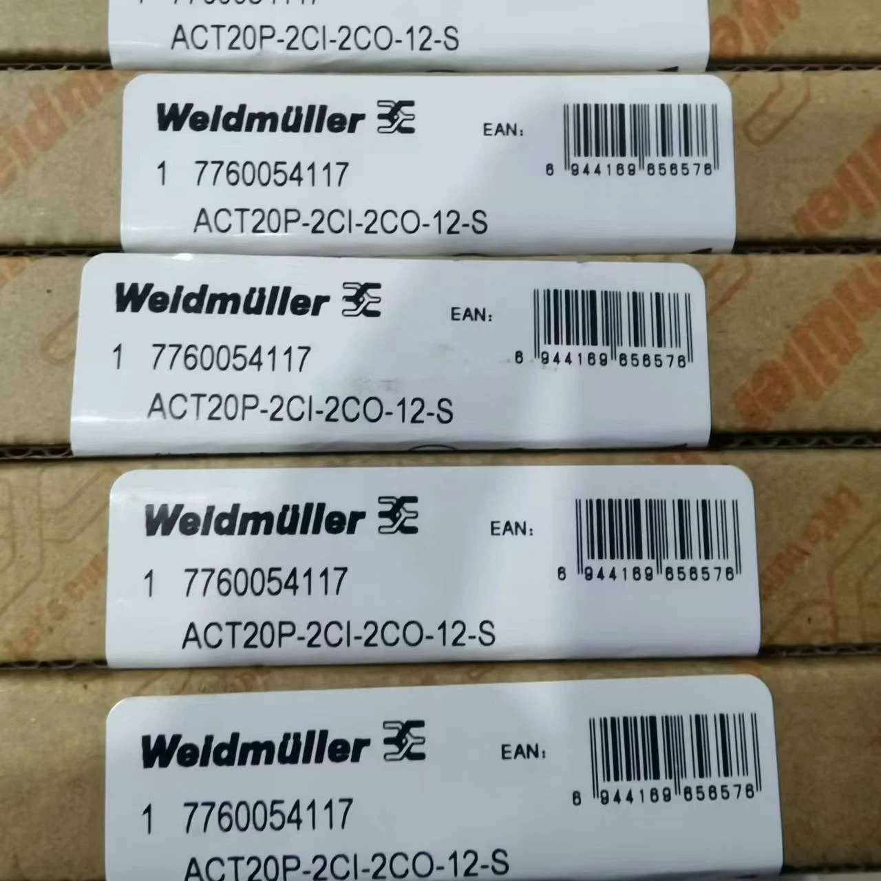 Isolator ACT20P-2CI-2CO-12-S